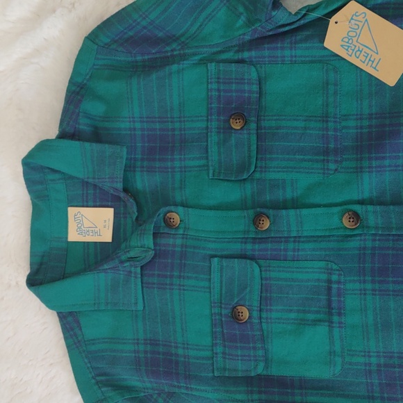 THERE ABOUTS FLANNEL SHACKET - Picture 3 of 15